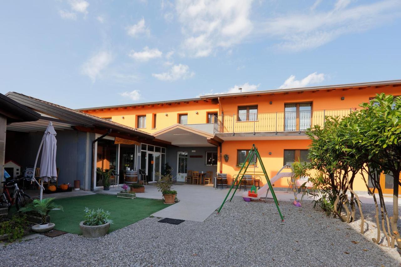 Agriturismo Da Laura Povoletto エクステリア 写真